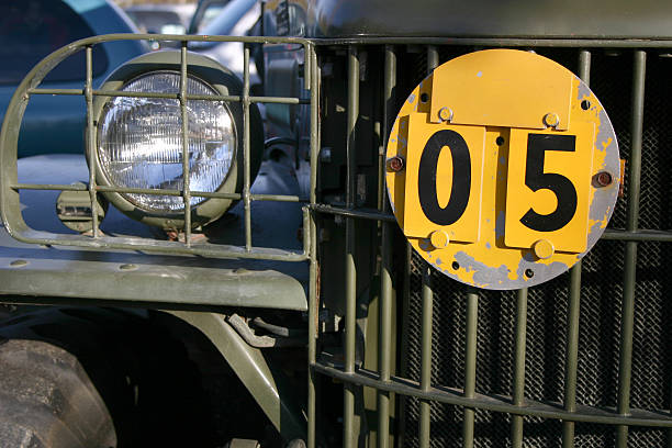 Old Jeep frente 05 - fotografia de stock