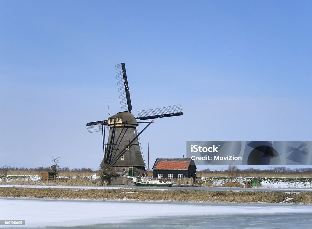 Moulin néerlandais - Photo de Bleu libre de droits