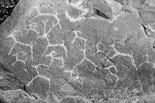 istock The ancient drawings on rocks Altai 160119769