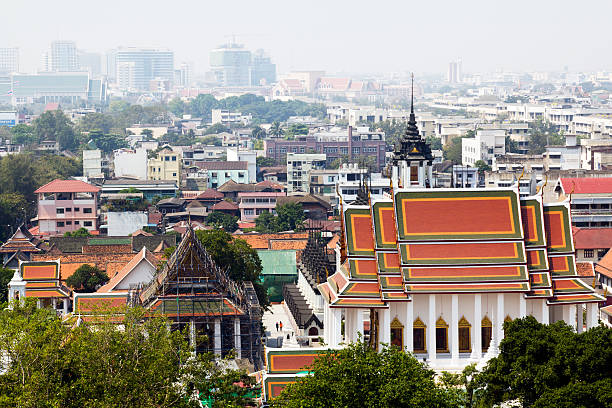 istock Bangkok historical buddha temple cityscape 160121987