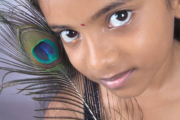 Women holding a peacock tail up near her face.[url=http://www.istockphoto.com/file_search.phpaction=file&lightboxID=3995958 t=_blank][img]http://lh6.ggpht.com/_L8F4LbFj__w/S-0_uCa4JaI/AAAAAAAAAEk/t0q-ZCWf2ow/cosmetics.jpg[/img][/url][url=http://www.istockphoto.com/file_search.phpaction=file&lightboxID=4533217 t=_blank][img]http://lh3.ggpht.com/_L8F4LbFj__w/S-0_oThAHrI/AAAAAAAAAEg/0afH8BuJw8g/ThuyVy.jpg[/img][/url]