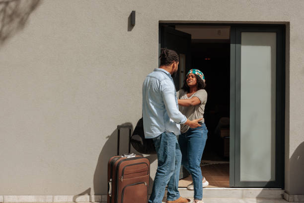 istock Married couple fighting outside. 1601243059