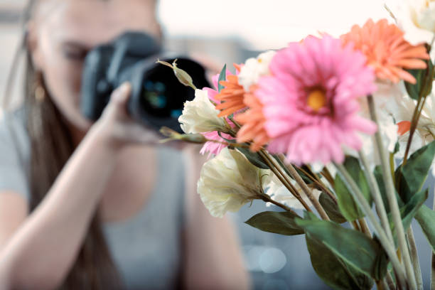 istock Kitchen becomes lab for DSLR woman 1601348681