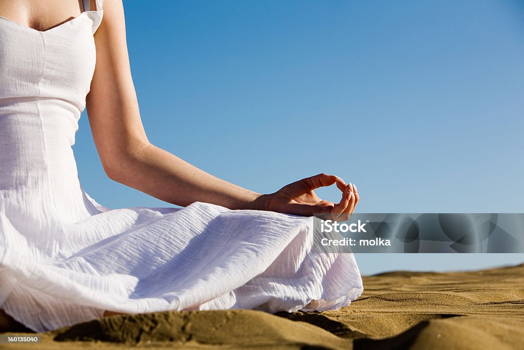Clase de Yoga - Foto de stock de Actividades y técnicas de relajación libre de derechos