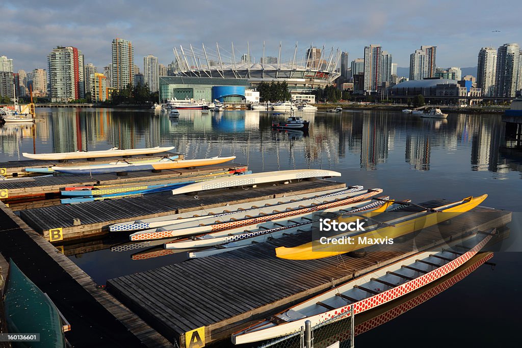 Smok łodzi, Fałszywa Zatoczka, Vancouver - Zbiór zdjęć royalty-free (Architektura)