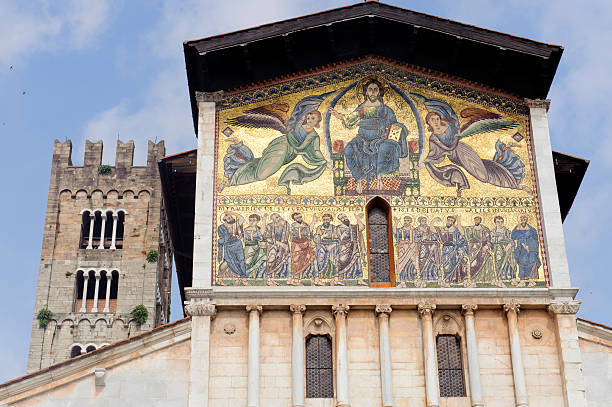 istock Lucca, San Frediano church 160139424