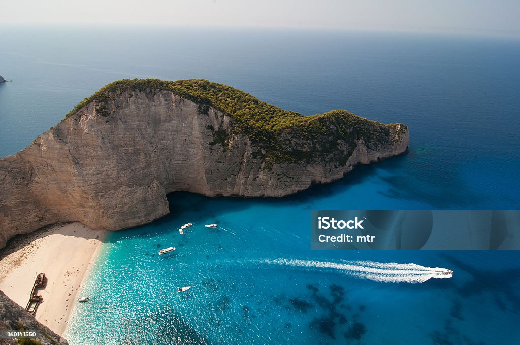 Navagio Пляж - Стоковые фото Smugglers Wreck роялти-фри