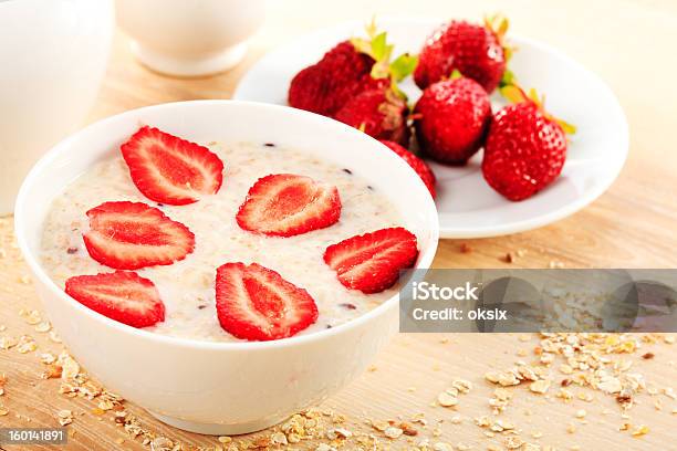 Oatmeal Porridge Stock Photo - Download Image Now - Oats - Food, Berry Fruit, Bowl