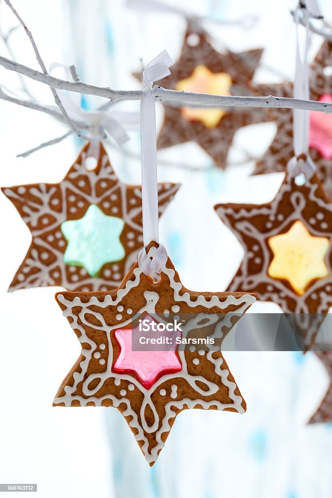 Biscotti pan di zenzero - Foto stock royalty-free di Albero di natale