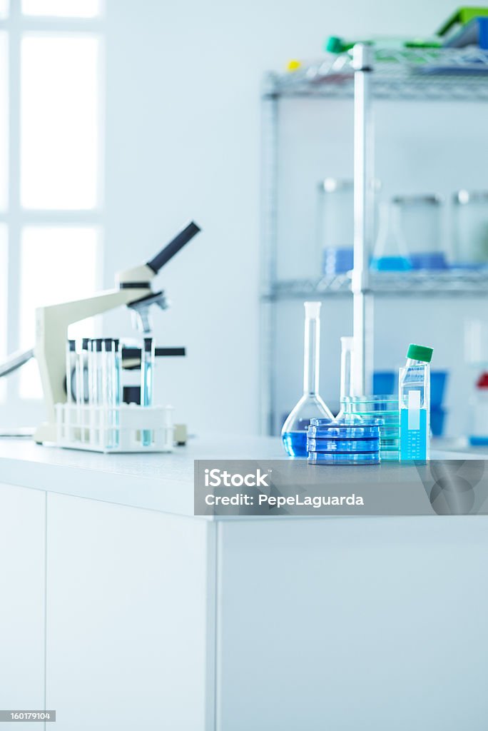 Indagini di laboratorio - Foto stock royalty-free di Laboratorio