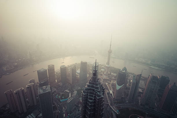 중국 에어제스처 오염시킨다, shanghai, china - beijing air pollution china smog 뉴스 사진 이미지