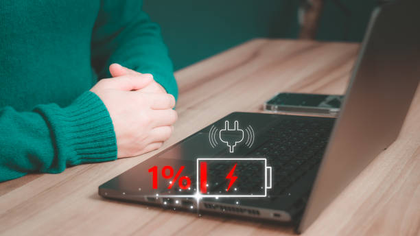 Dead Battery Computer 20+ Dead Laptop Battery Stock Photos, Pictures & Royalty-Free Images ...