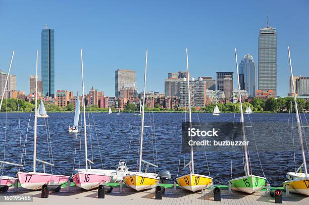 Aluguer De Barcos À Vela Cidade De Boston - Fotografias de stock e mais imagens de Boston - Massachusetts - Boston - Massachusetts, Verão, Massachusetts