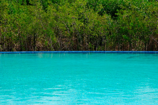 Telephoto image of an infinity pool.