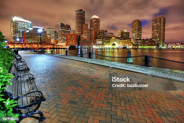 Boston City Riverwalk Bei Nacht Stockfoto und mehr Bilder von Boston - Boston, Nacht, Sonnenuntergang