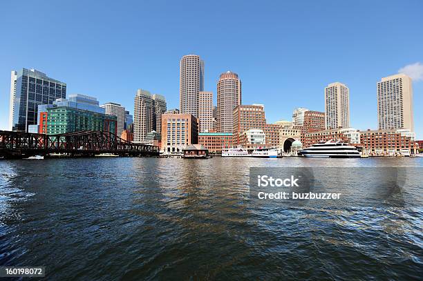 Foto de Boston City Riverside Edifícios e mais fotos de stock de Boston - Massachusetts - Boston - Massachusetts, Frete, Transporte marítimo