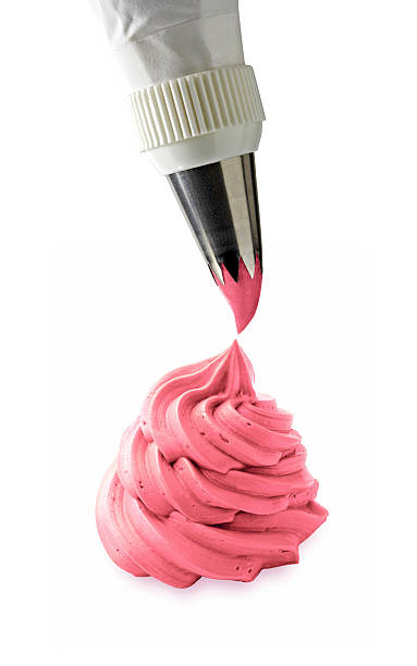 helado de fresa con manga pastelera - alcorza fotografías e imágenes de stock