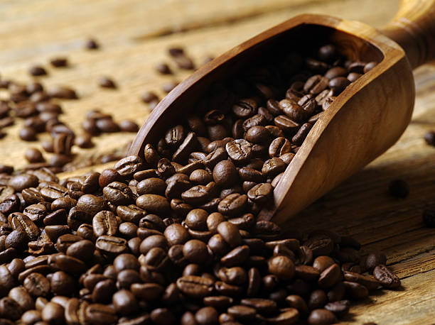 istock Wood scoop and coffee beans 160235076