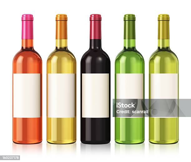 Botellas De Vino Foto de stock y más banco de imágenes de Botella de vino - Botella de vino, Botella, Fondo blanco