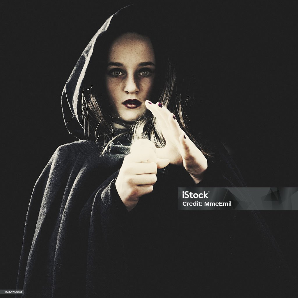Портрет молодой Ведьма - Стоковые фото Ведьма роялти-фри