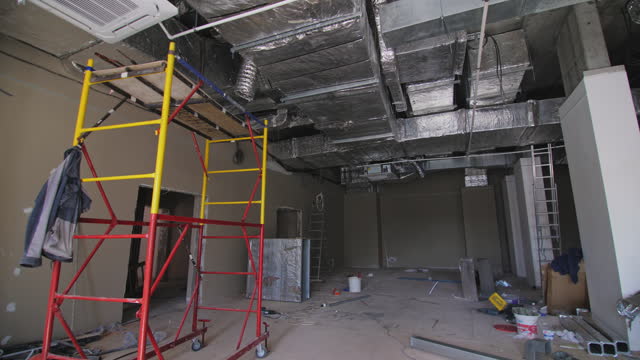 Scaffolding and construction materials kept in premise