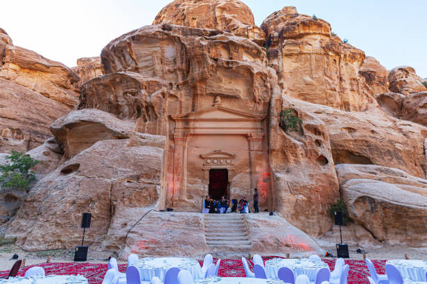 pequeña petra (siq al-barid), jordania - el barid fotografías e imágenes de stock