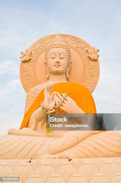 Alte Bigbuddhastatue Stockfoto und mehr Bilder von Achtsamkeit - Persönlichkeitseigenschaft - Achtsamkeit - Persönlichkeitseigenschaft, Asiatische Kultur, Asien