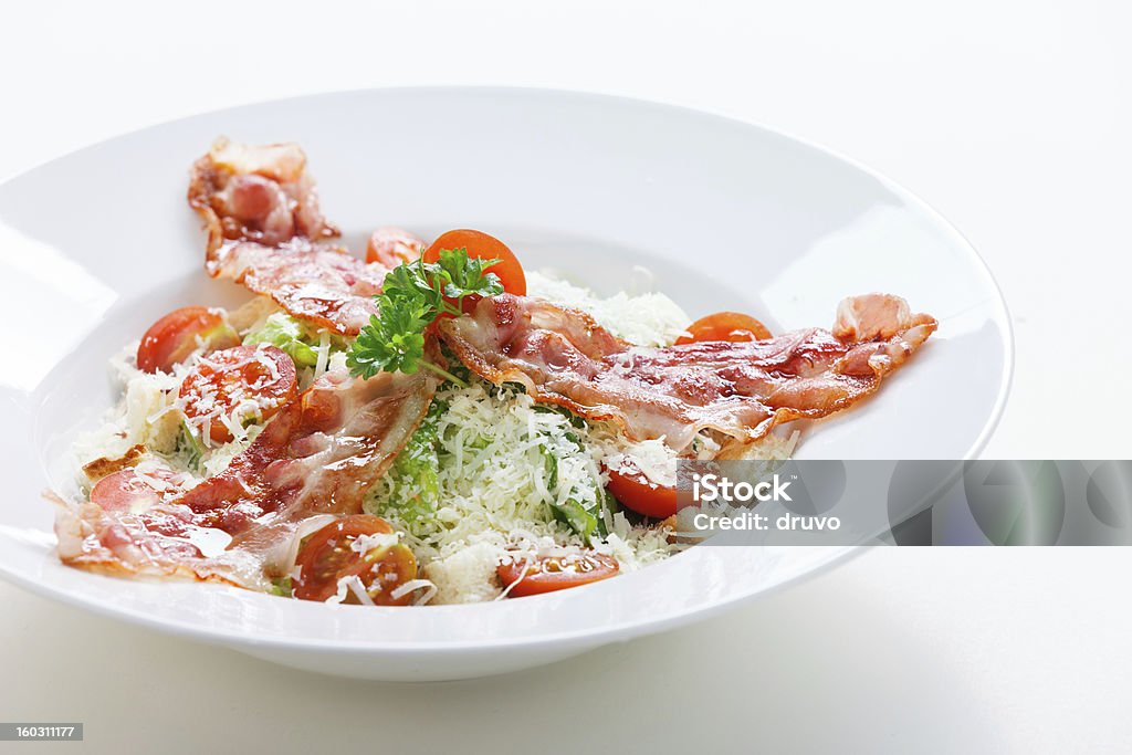 Salada Ceasar com bacon - Foto de stock de Alface royalty-free