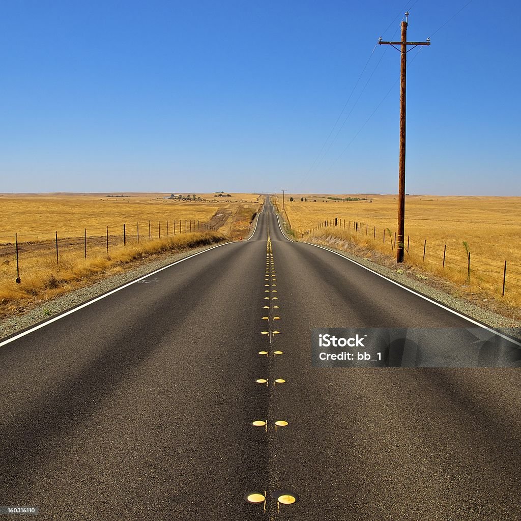 Paese autostrada-California, Stati Uniti - Foto stock royalty-free di Asfalto