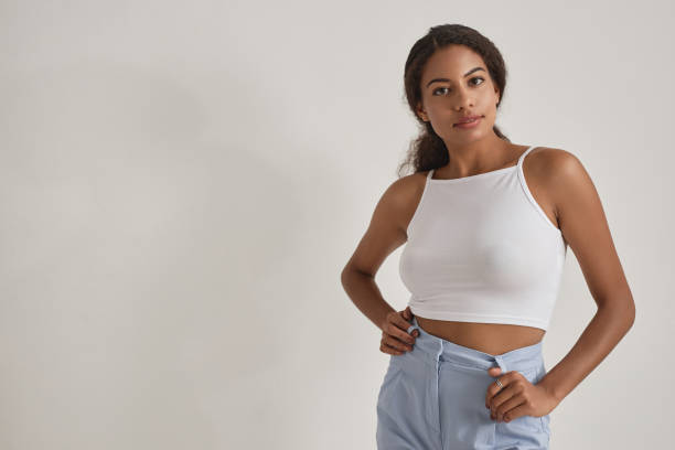 istock Confidentblack woman posing 1603179019