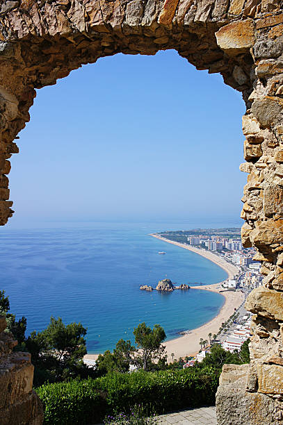 istock Beach Blanes view through arch. Costa Brava, Catalonia, Spain 160318328