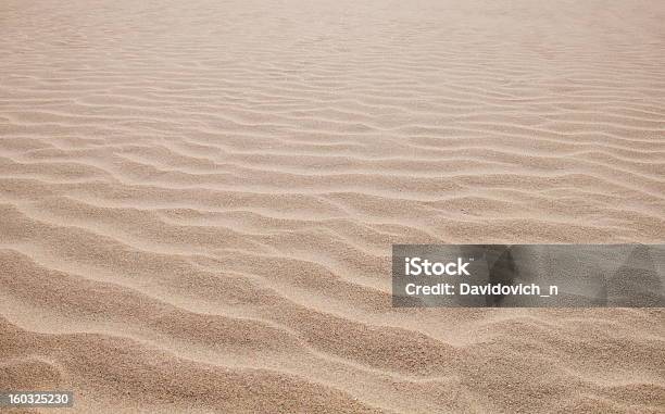 Photo libre de droit de Ondulé Sable banque d'images et plus d'images libres de droit de Dune de sable - Dune de sable, Désert, Fond