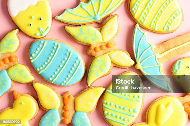 Ostern Hausgemachte Lebkuchencookie Stockfoto und mehr Bilder von Bildhintergrund - Bildhintergrund, Dekoration, Dessert