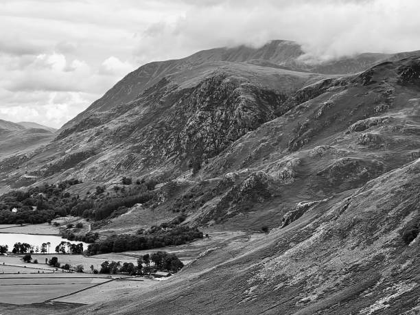 istock Mountain view at Buttermere in Cumbria 1603314559