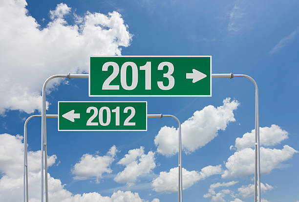 녹색 고속도로 팻말, 작성중인 새해 2013 - 2013 2012 green year 뉴스 사진 이미지