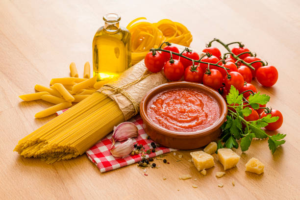 Spaghetti with tomato sauce on plate