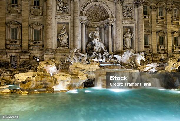 Fontana Di Trevi Roma Foto de stock y más banco de imágenes de Agua - Agua, Arquitectura, Barroco