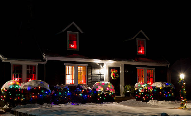 istock House at Christmas 160361830
