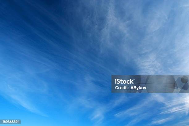 Céu Sobre Horizonte - Fotografias de stock e mais imagens de Azul - Azul, Claro, Curva - Forma