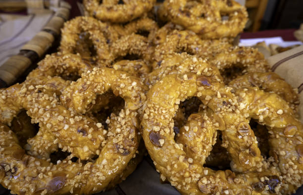istock Artisan pretzels in a market 1603720154