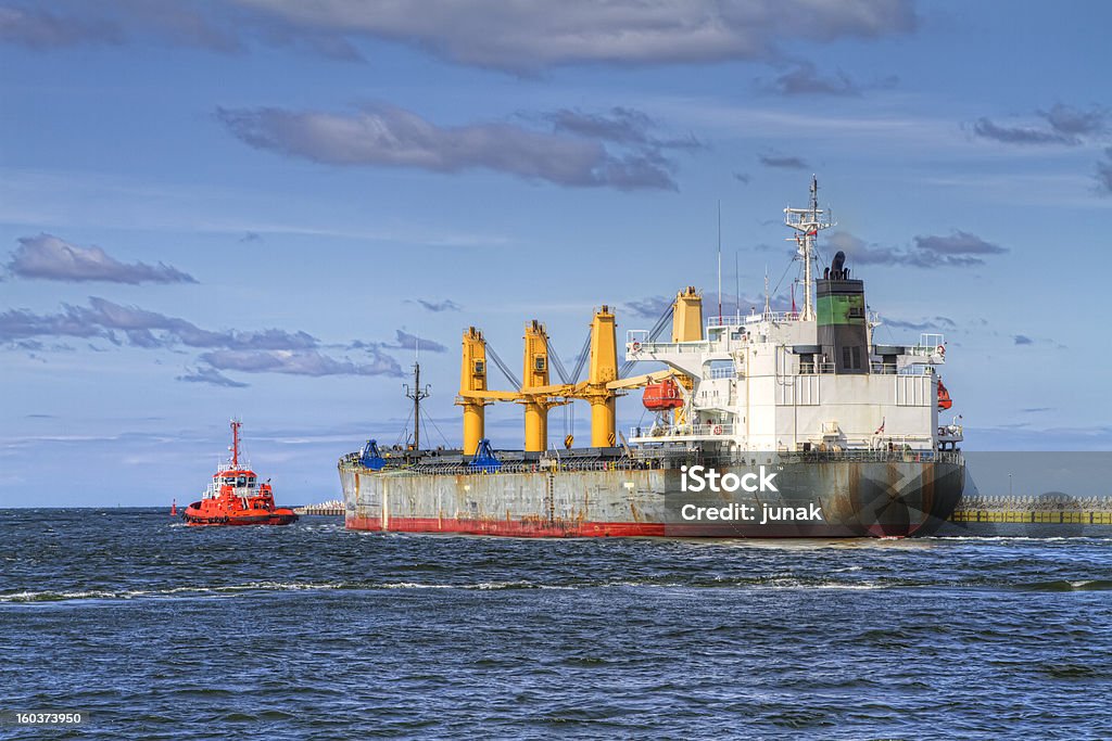 Grande navio - Foto de stock de Carregar royalty-free
