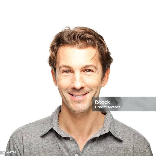 Dorosły Człowiek Uśmiech - zdjęcia stockowe i więcej obrazów Mężczyźni - Mężczyźni, Białe tło, 35-39 lat