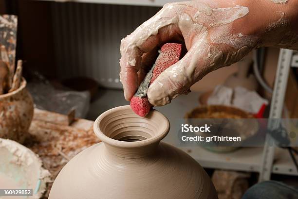 Potter Sulla Circonferenza - Fotografie stock e altre immagini di Abilità - Abilità, Adulto, Arti e mestieri