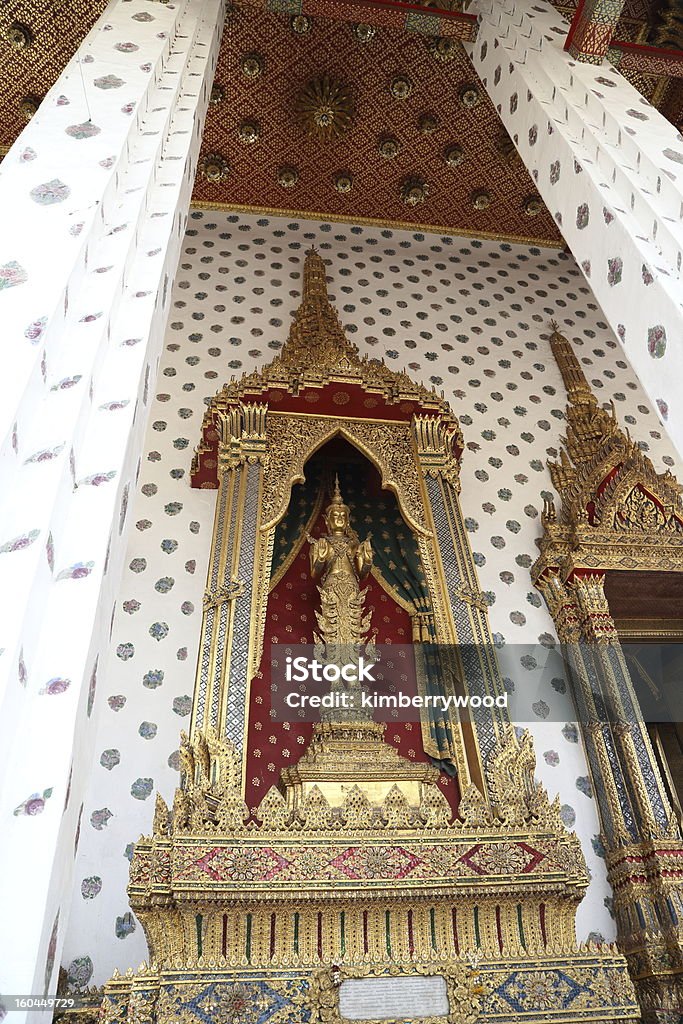 Wat Arun Cappella - Foto stock royalty-free di Alba - Crepuscolo