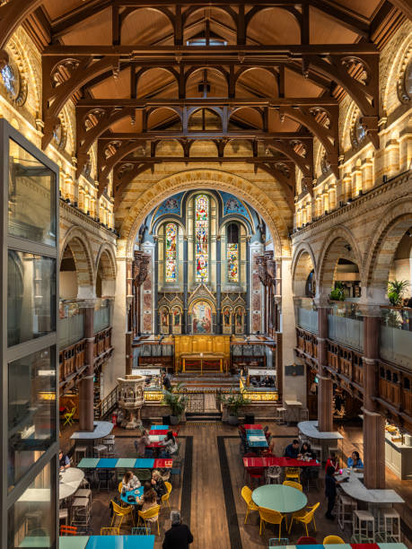 Mercato Mayfair in Mayfair London Mercato Mayfair is a food hall situated in the deconsecrated St Mark’s Church on North Audley Street in Mayfair Mayfair stock pictures, royalty-free photos & images