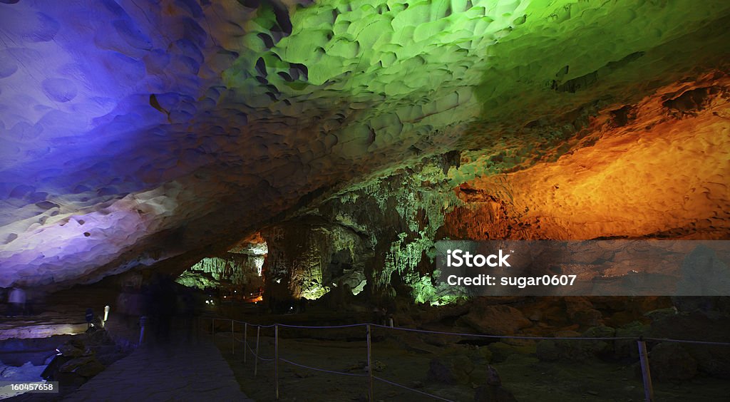 Felszeichnung oder cavern mit bunten Lichter für Tourismus - Lizenzfrei Abstrakt Stock-Foto