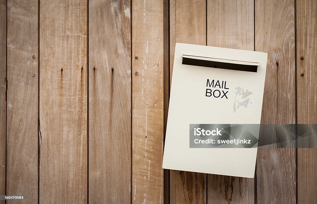 Почта box - Стоковые фото Горизонтальный роялти-фри