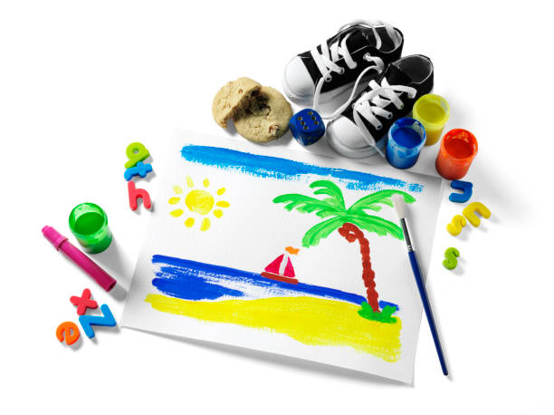 istock Children's Holiday Painting 160474671