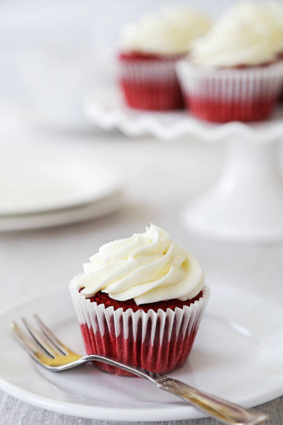 Red velvet cupcakes - foto stock