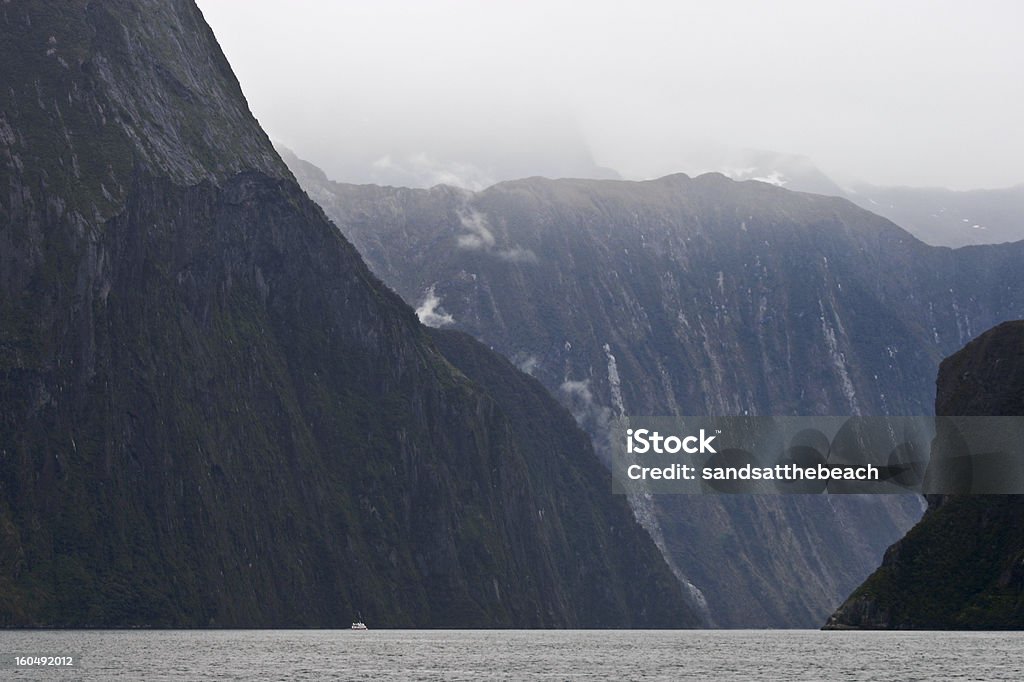 Milford Sound - Foto de stock de Agua libre de derechos